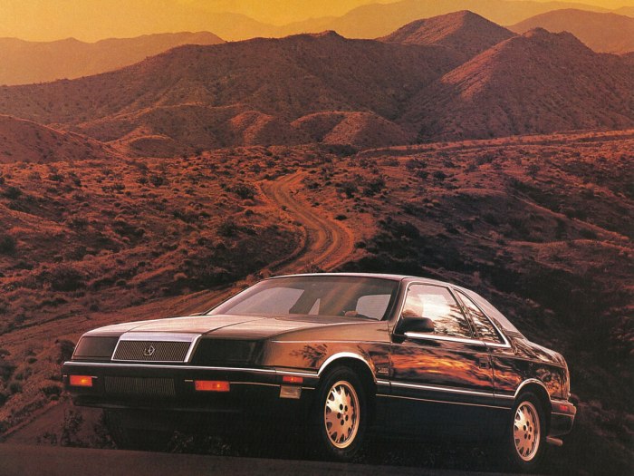 Chrysler LEBARON 1990