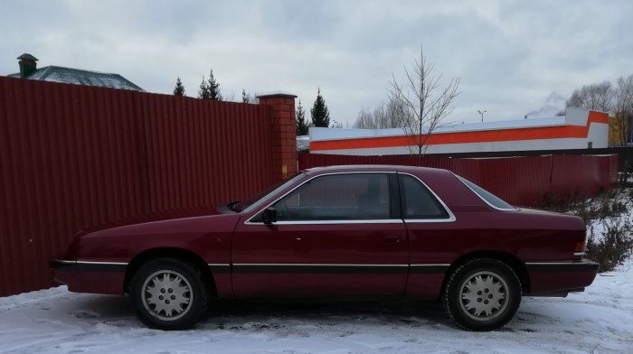 LEBARON Chrysler 1989