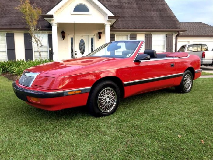 Chrysler LEBARON 1990
