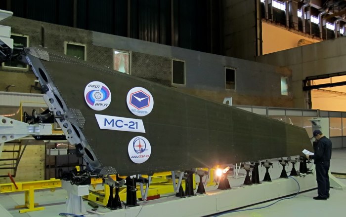 Композитное крыло самолета МС-21