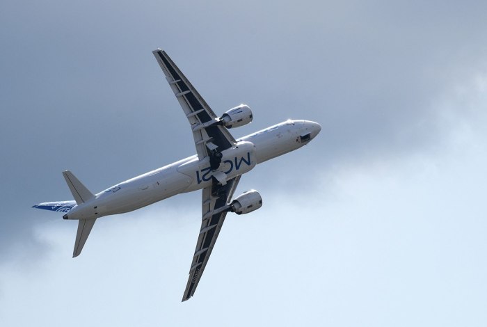 Крыло МС-21