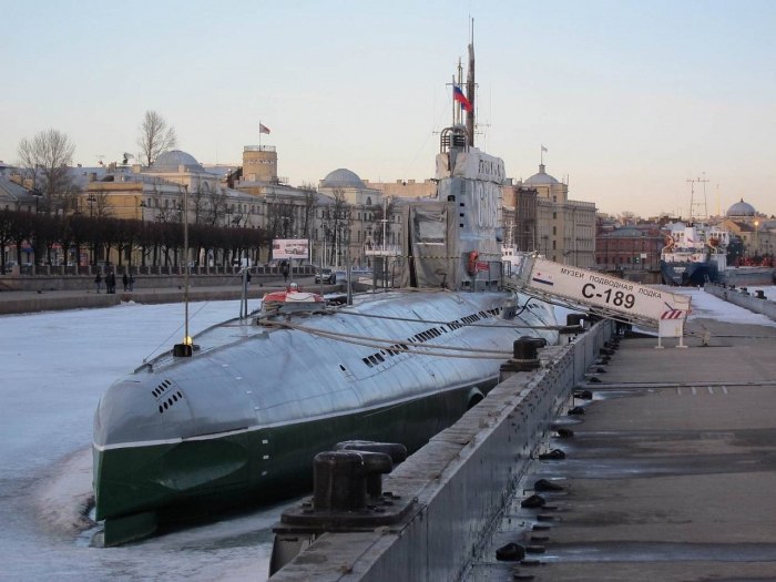 Подлодка музей в Санкт-Петербурге с-189 в Санкт-Петербурге