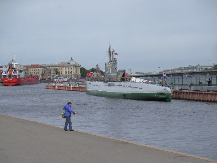 Санкт-Петербург набережная лейтенанта Шмидта подводная лодка с-189