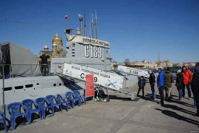 Подлодка музей в Санкт-Петербурге с-189