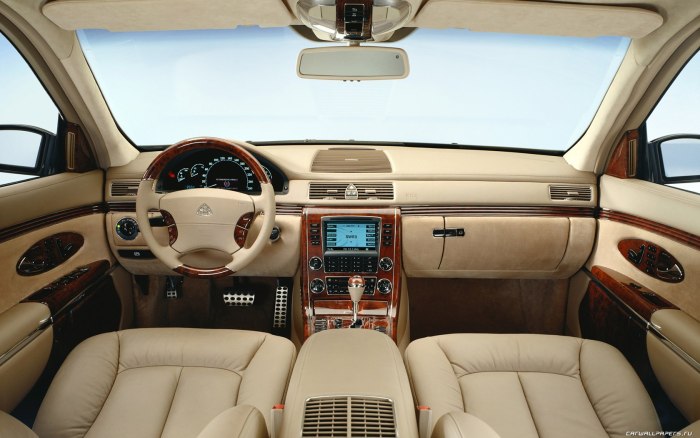 Maybach 62s Interior