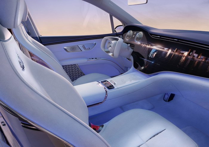 Mercedes Maybach EQS