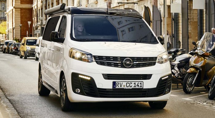 Opel Zafira 2023