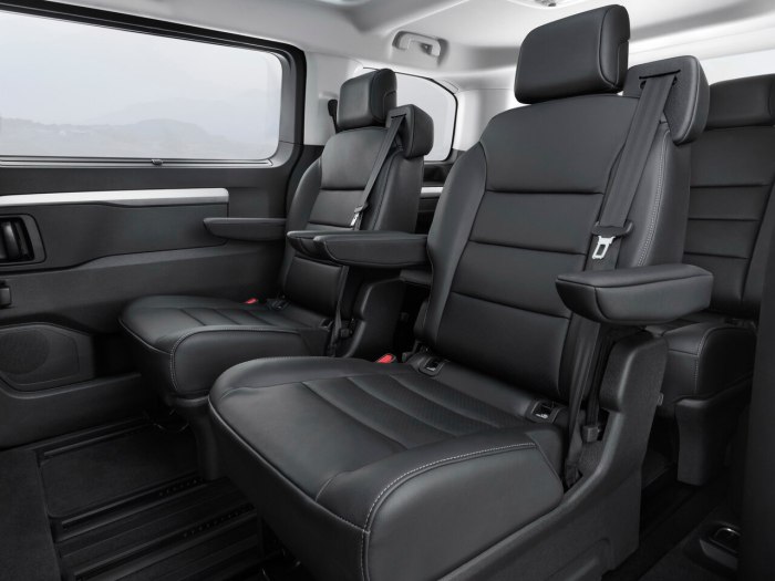 Opel Zafira 2023