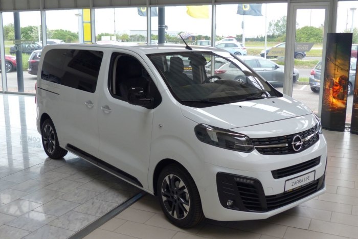 Opel Zafira 2021