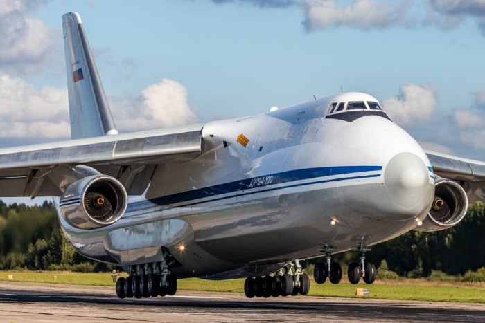 АН 124 100