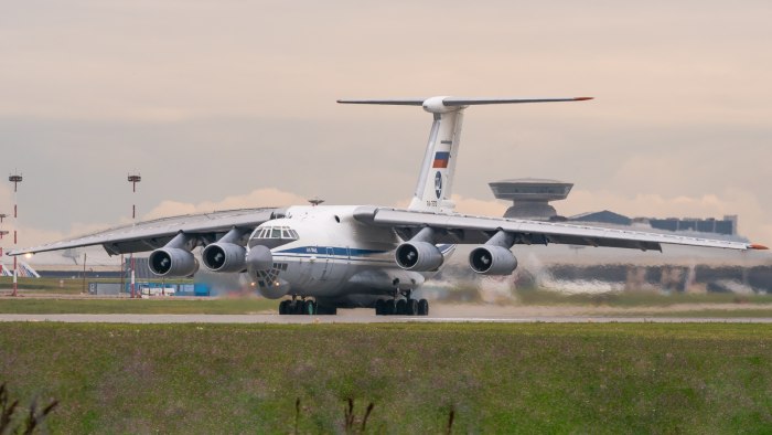 Военно-транспортный самолёт ил-76мд