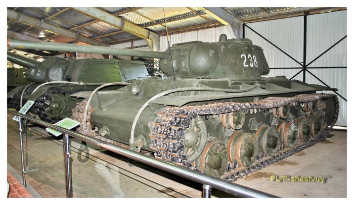 Кв-85 внутри