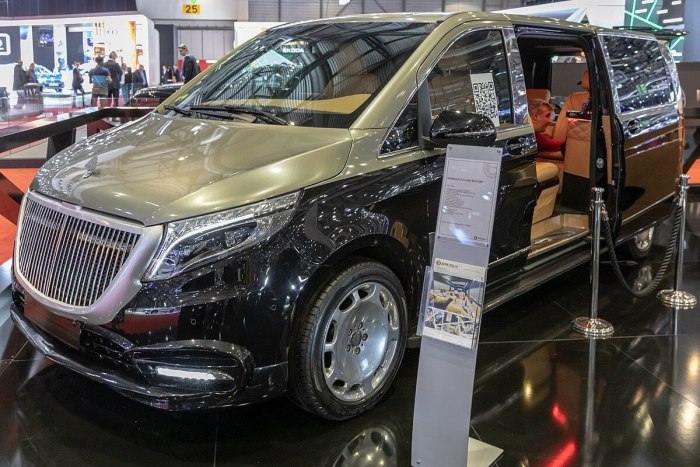 Maybach v class 2022