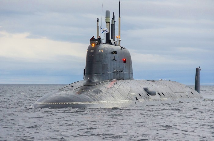 АПЛ ясень 885