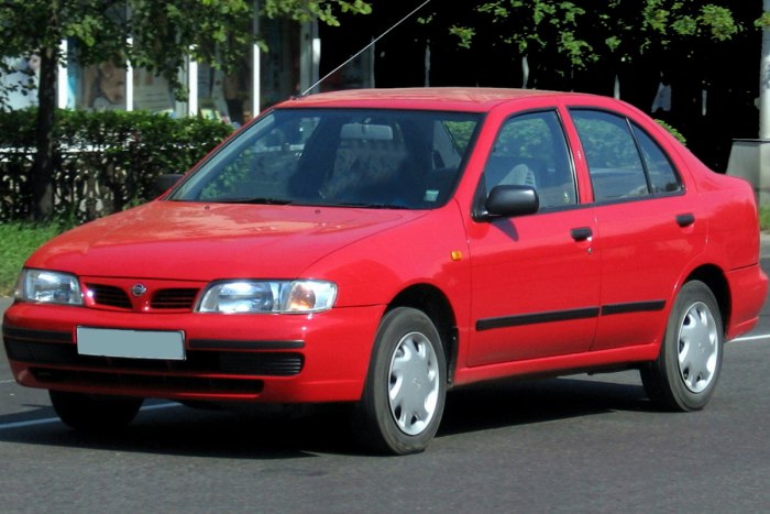 Ниссан Almera n15