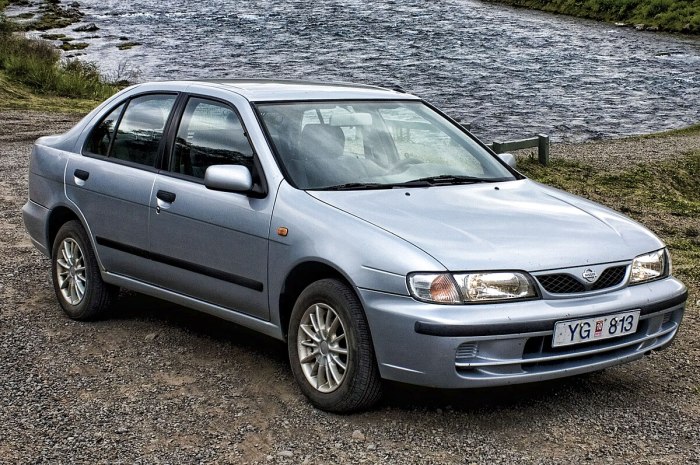Ниссан Almera n15