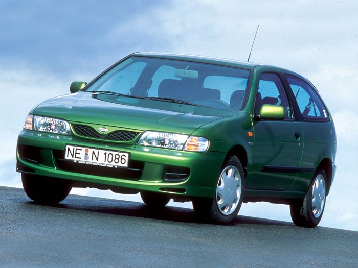 Nissan Almera n15 1995