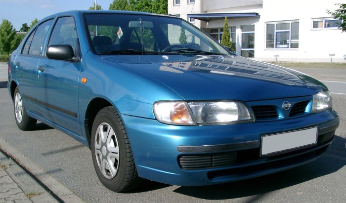 Nissan Almera n15