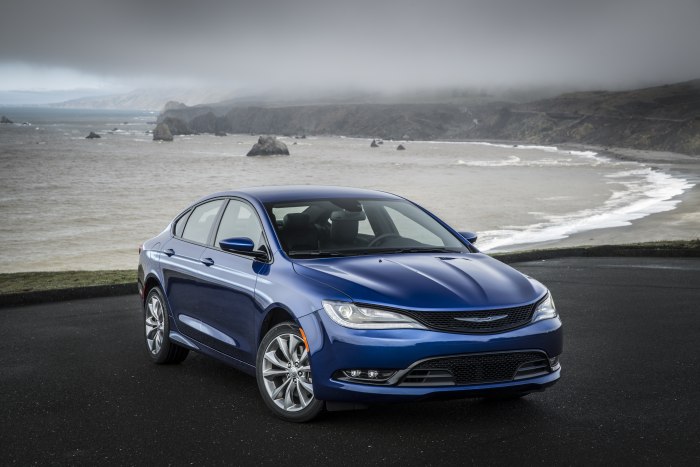Chrysler 200 II