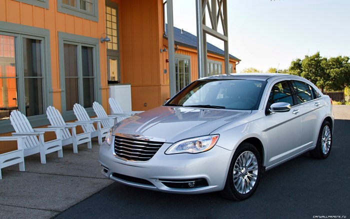 Chrysler 200 2010