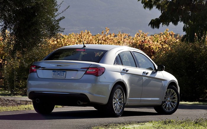 Chrysler 200 2010