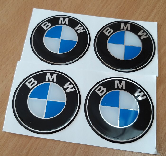 BMW значок