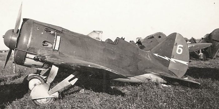 "Советский истребитель и-16 Тип 18 героя СС Василия Голубева" м1:48
