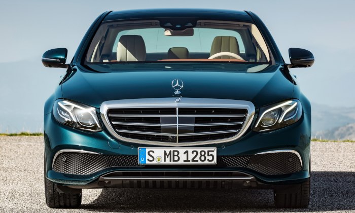 Mercedes Benz e 213