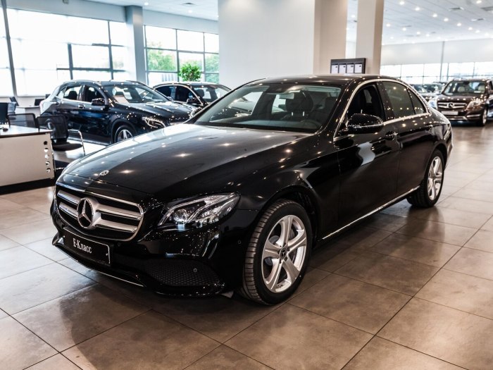 Mercedes e200 w213 черный