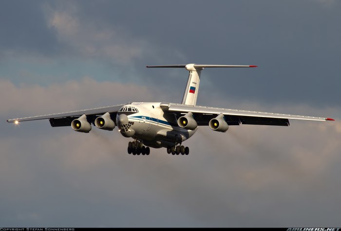 Военно-транспортный самолёт ил-76мд