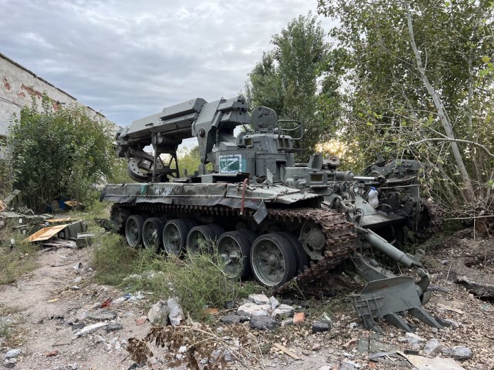 Брошенная военная техника