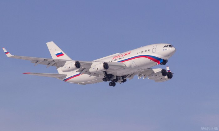 Ил-96 300 пассажирский самолёт