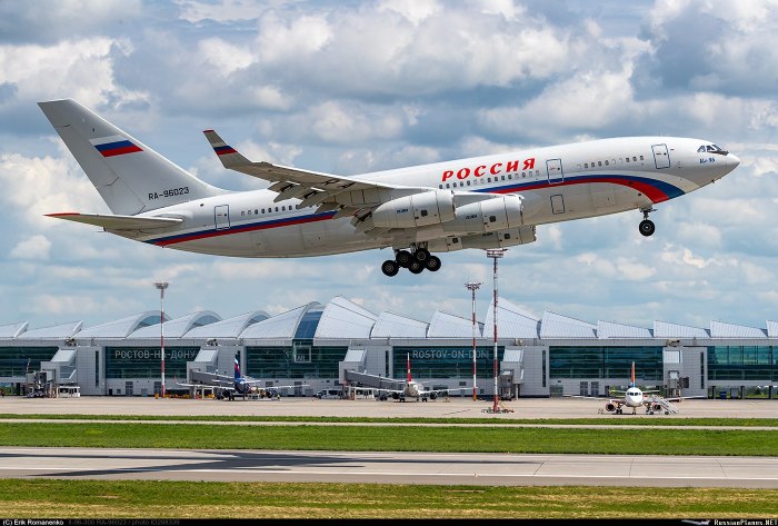 Фюзеляж ил-96 300