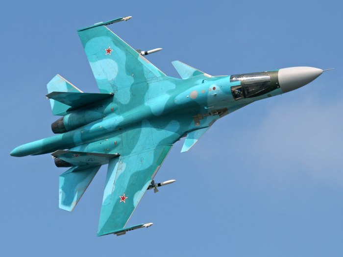 Фронтовой бомбардировщик Су-34