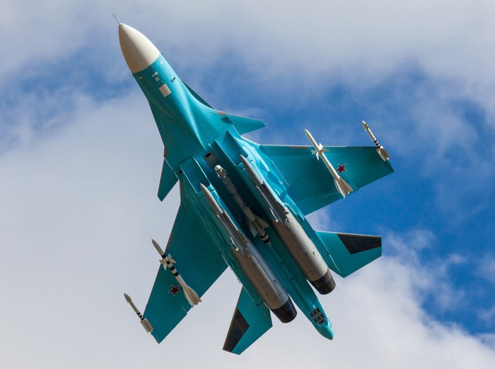 Самолёт истребитель Су 34