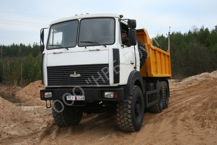 МАЗ 6517х9-410-051