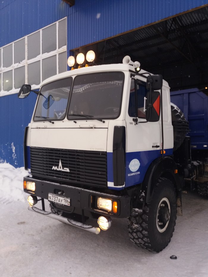 МАЗ 6425