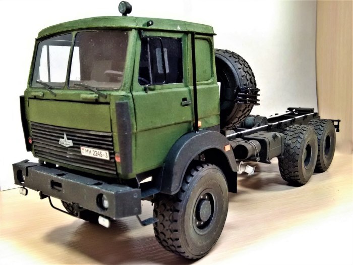 МАЗ 6317 бортовой