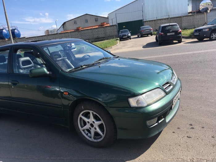 Nissan primera p11 gt синяя