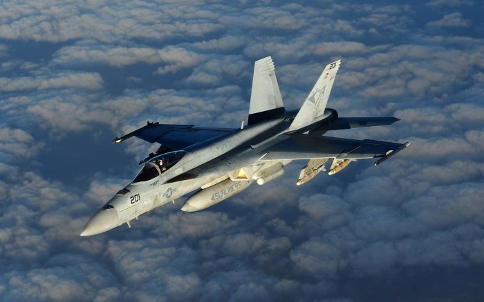 F 18 супер Хорнет
