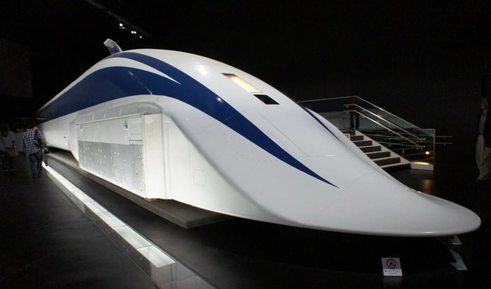 Jr-Maglev mlx01 салон