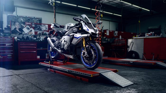 Yamaha r1 2018