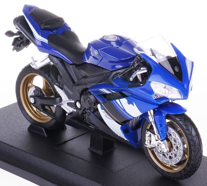 Yamaha YZF-r1
