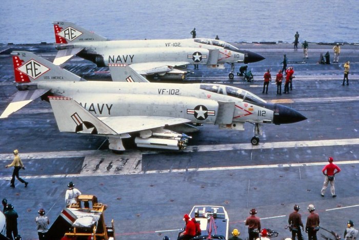 F-4j Phantom II