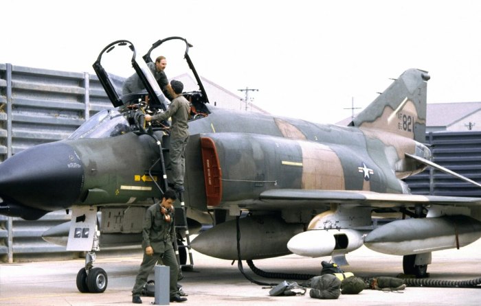 MCDONNELL Douglas f-4 Phantom II Вьетнам