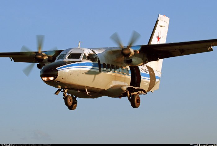 Л-410 самолет