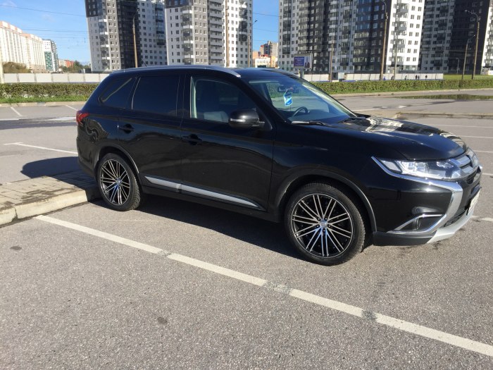 Диски на Mitsubishi Outlander r20