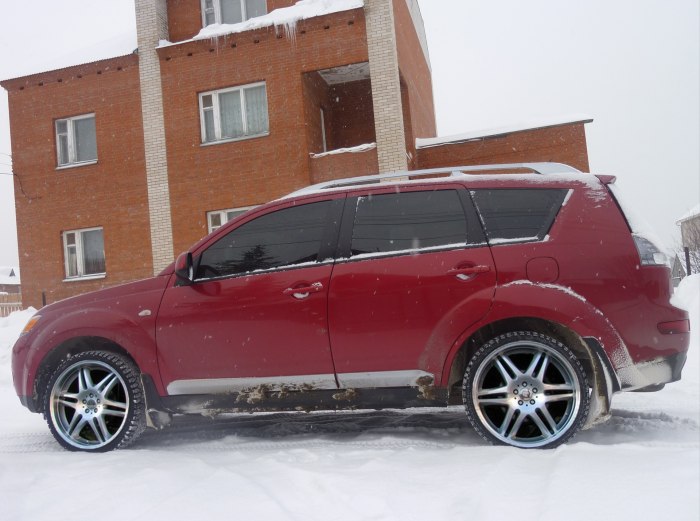 Mitsubishi Outlander XL r18