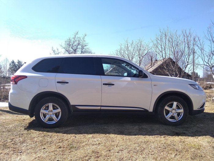 Диски Mitsubishi Outlander r16