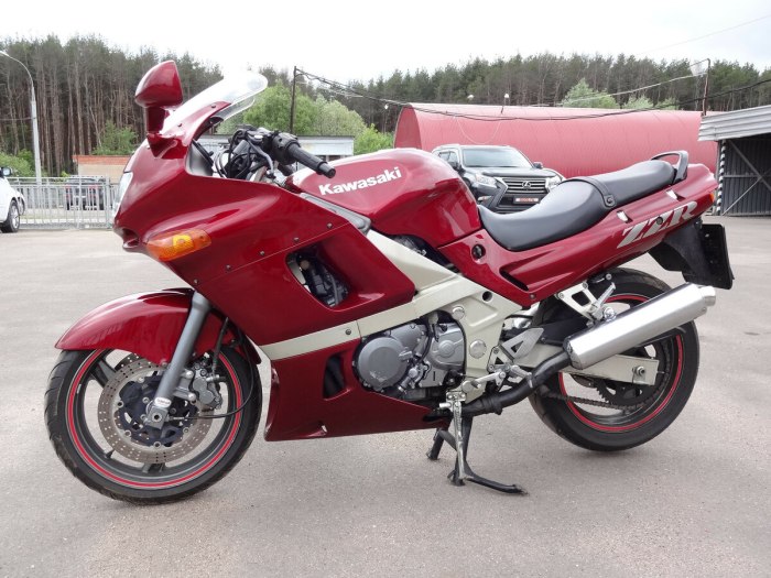 Kawasaki ZZR 400 1